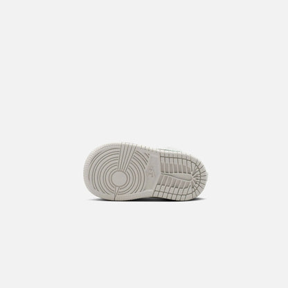 Jordan TD Air Jordan 1 Mid SE - White / Oxidized Green / Sail / Neutral Grey