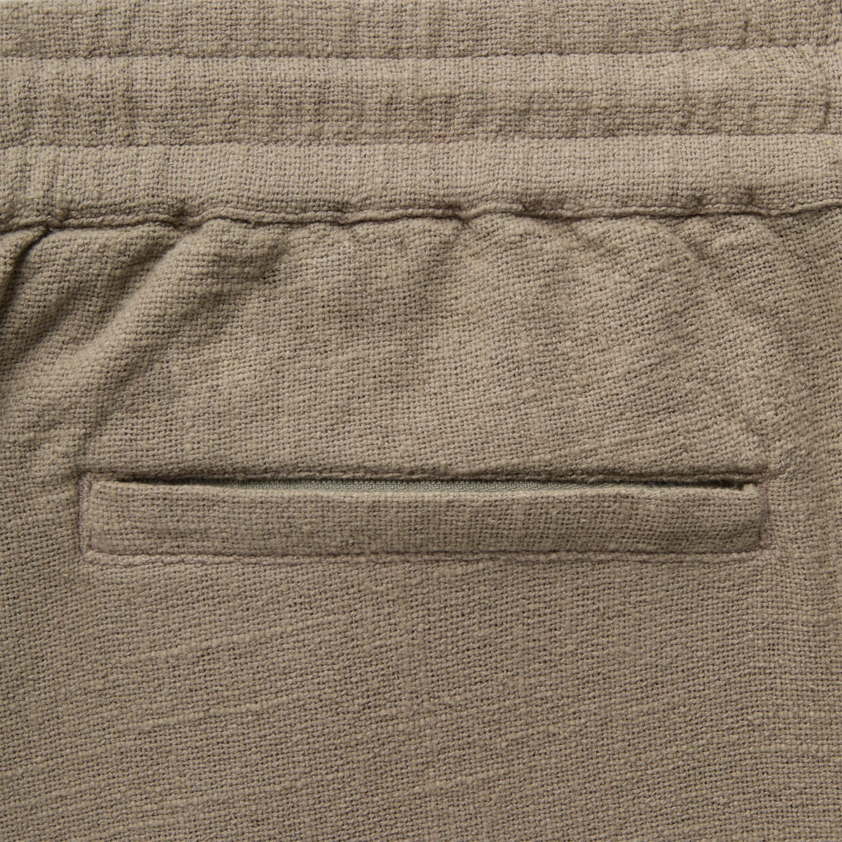 Kith Soft Woven Curtis Short - Folly