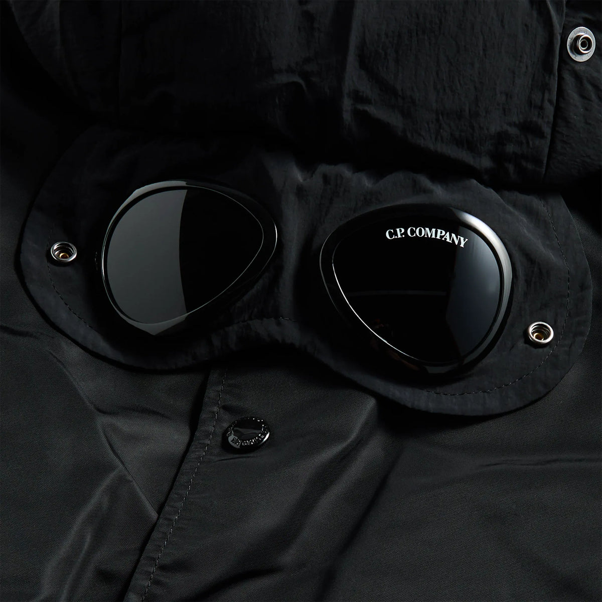Junya Man Puffer Jacket In Black